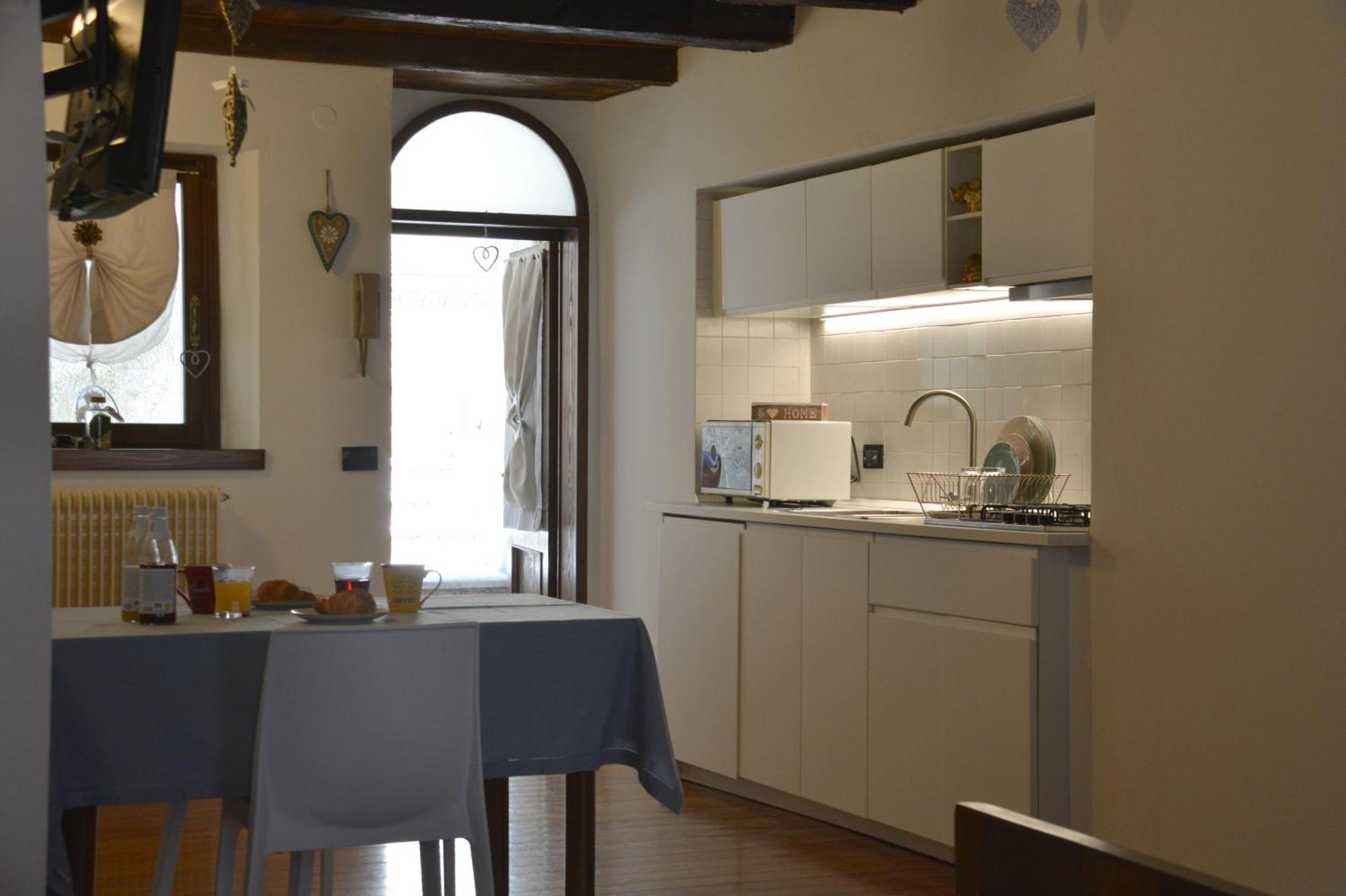 Appartement Accogliente Locale Con Terrazzo In Centro Storico à Vittorio Veneto Extérieur photo