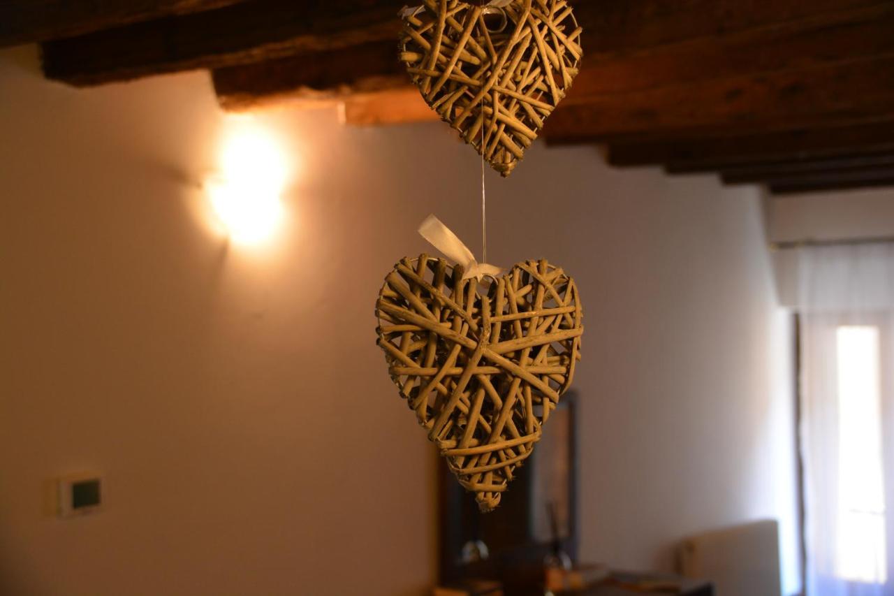 Appartement Accogliente Locale Con Terrazzo In Centro Storico à Vittorio Veneto Extérieur photo