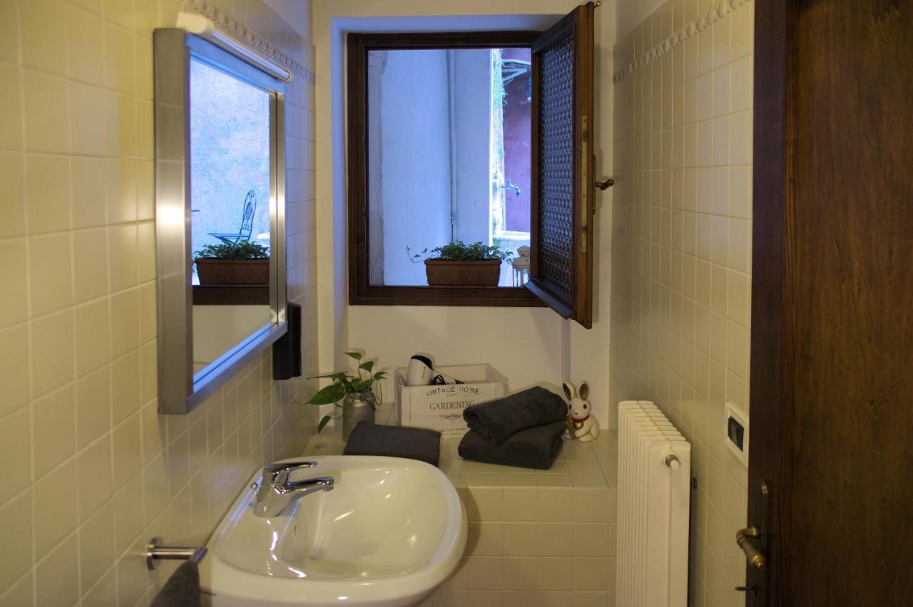 Appartement Accogliente Locale Con Terrazzo In Centro Storico à Vittorio Veneto Extérieur photo