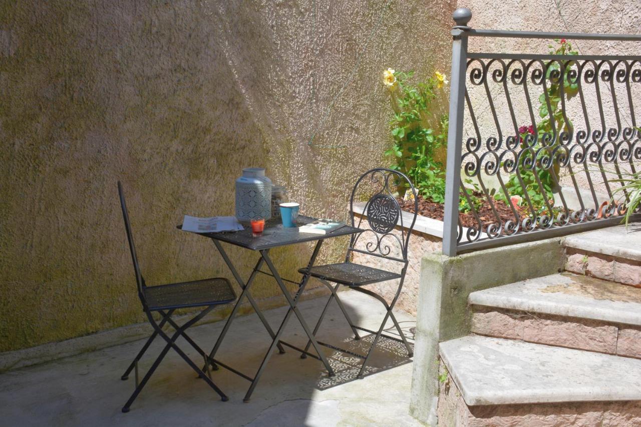Appartement Accogliente Locale Con Terrazzo In Centro Storico à Vittorio Veneto Extérieur photo